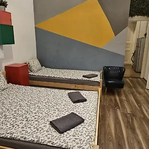 Cheerful And Cozy 2 Bedrooms 2 Bathrooms With Location , Budapest Hungary